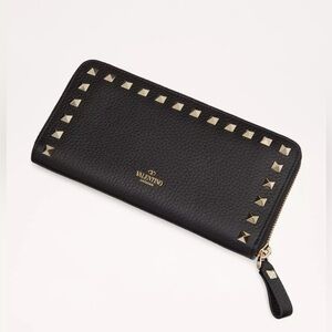 Valentino Garavani | Rockstud Leather Continental Wallet